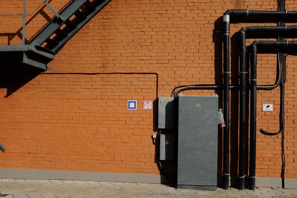 what is a busbar electrical